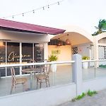Juna Hotel Boutique