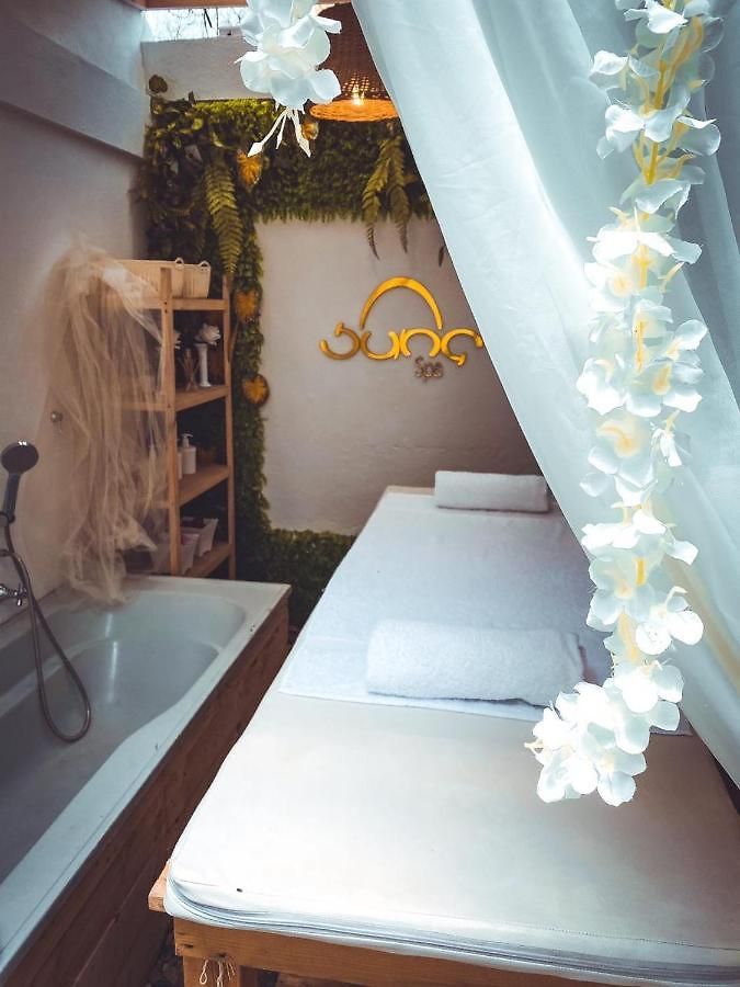 Juna Boutique Bed & Breakfast 3*