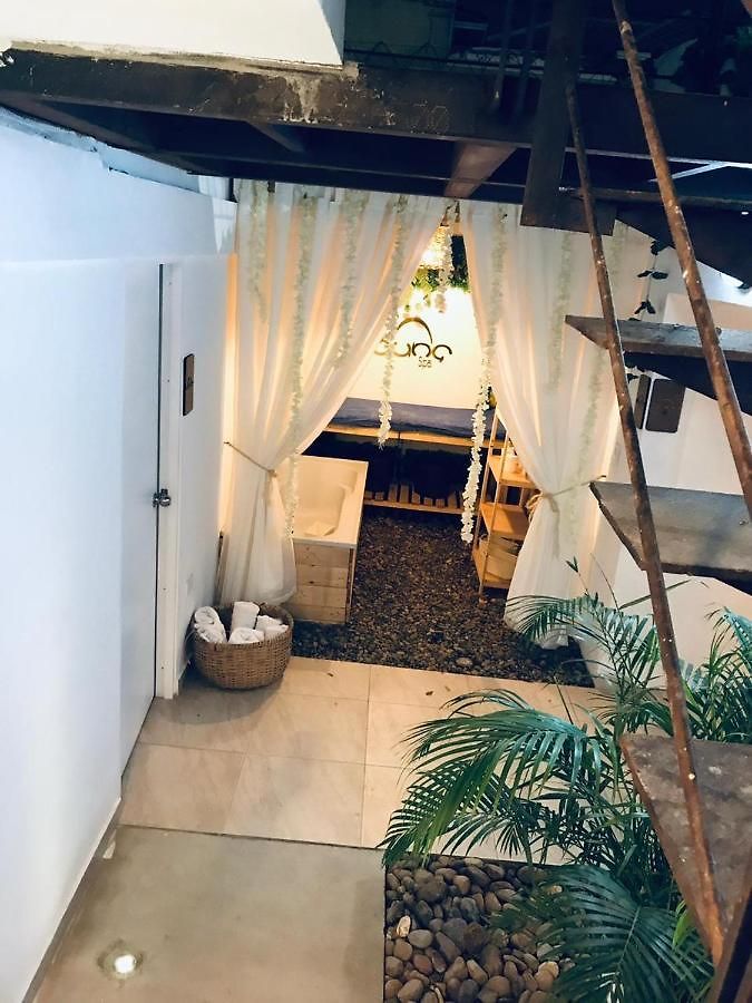 Juna Boutique Bed & Breakfast