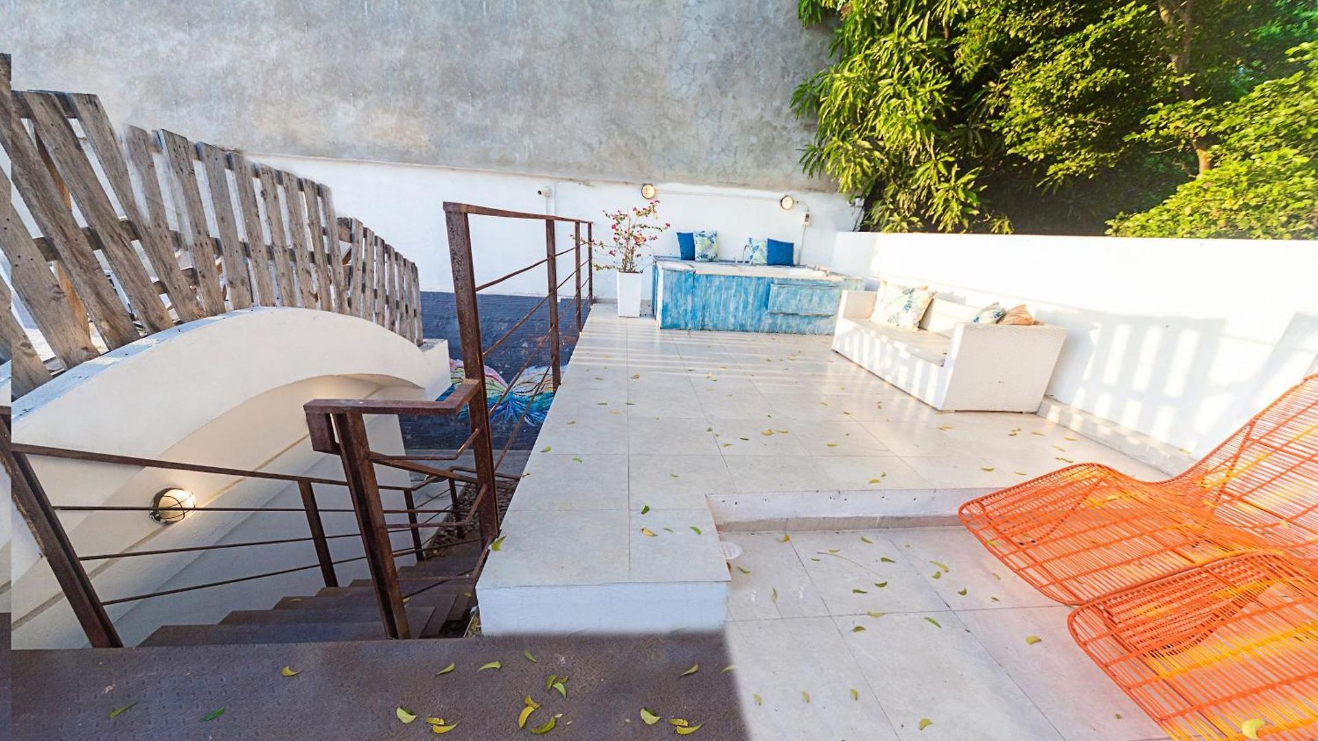 Juna Boutique Bed & Breakfast