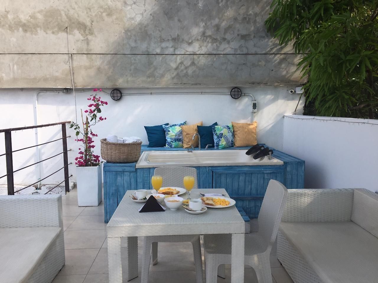 Bed & Breakfast Juna Boutique 3*