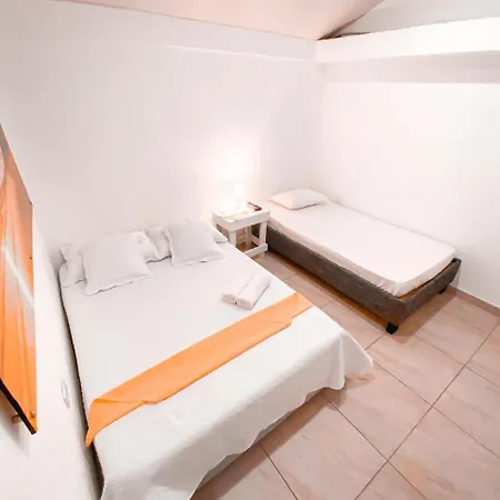 Bed and breakfast Juna Boutique 3*