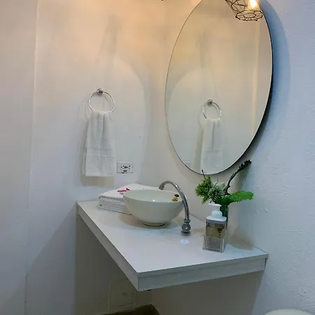 Juna Boutique